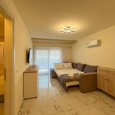 Blue Star By Sdr * Paralía