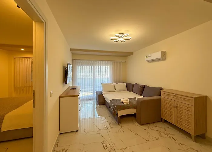 Blue Star By Sdr * Paralía